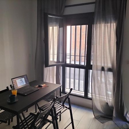 Apartamento A Estrenar Sevilla Centro, Trastamara 19 Bagian luar foto